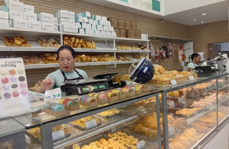 dcomercio-funcionarias_padaria-karinalignelli_-_copia